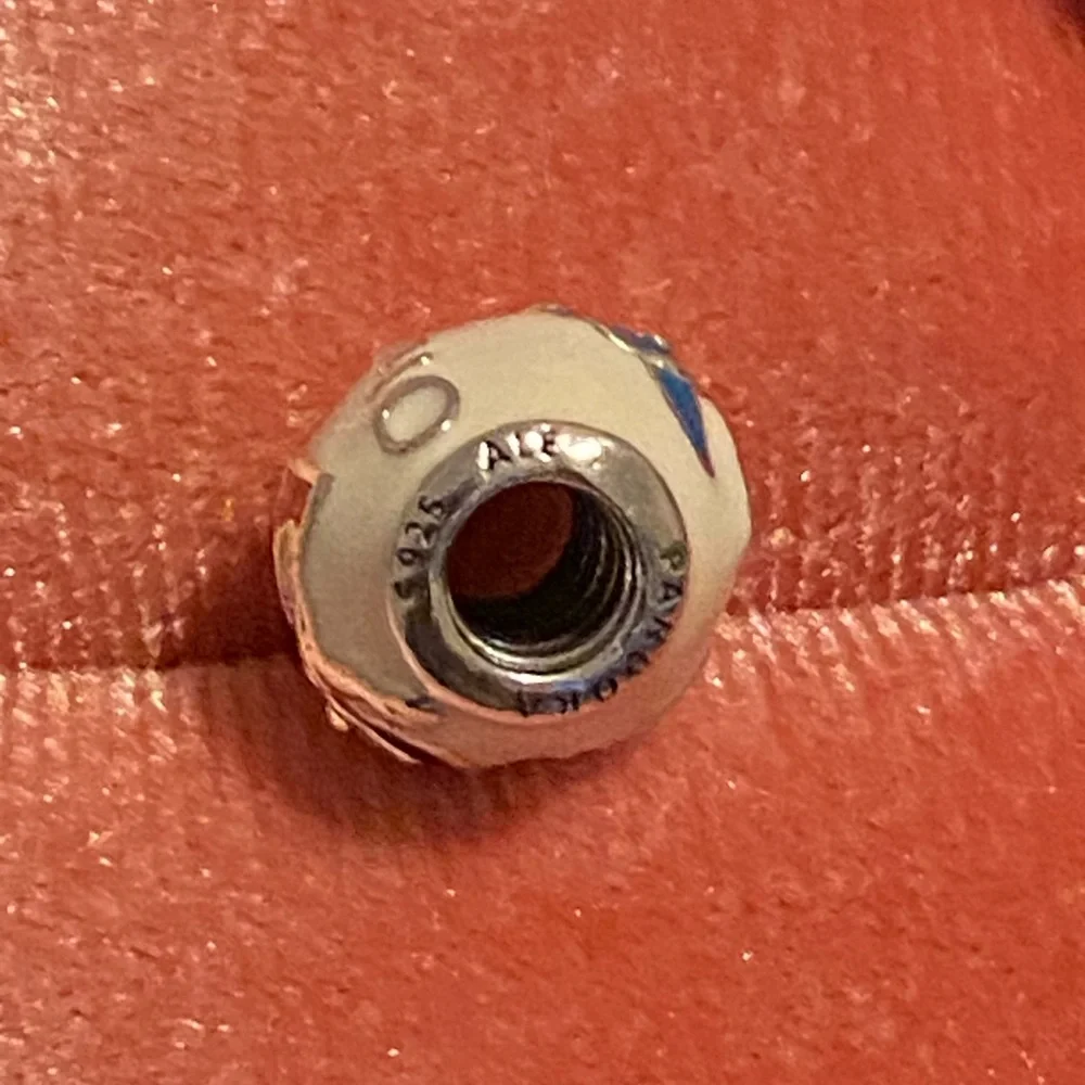“LIMITED EDITION” EUC- Disney Parks 💯Authentic Pandora Lilo And Stitch Ohana - Picture 4 of 17
